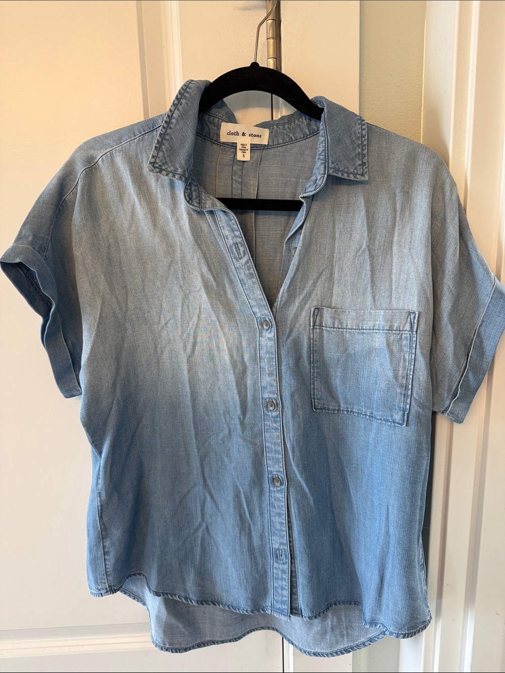 Anthropologie Cloth & Stone chambray top